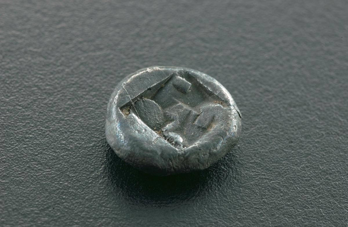 Disc-shaped coin