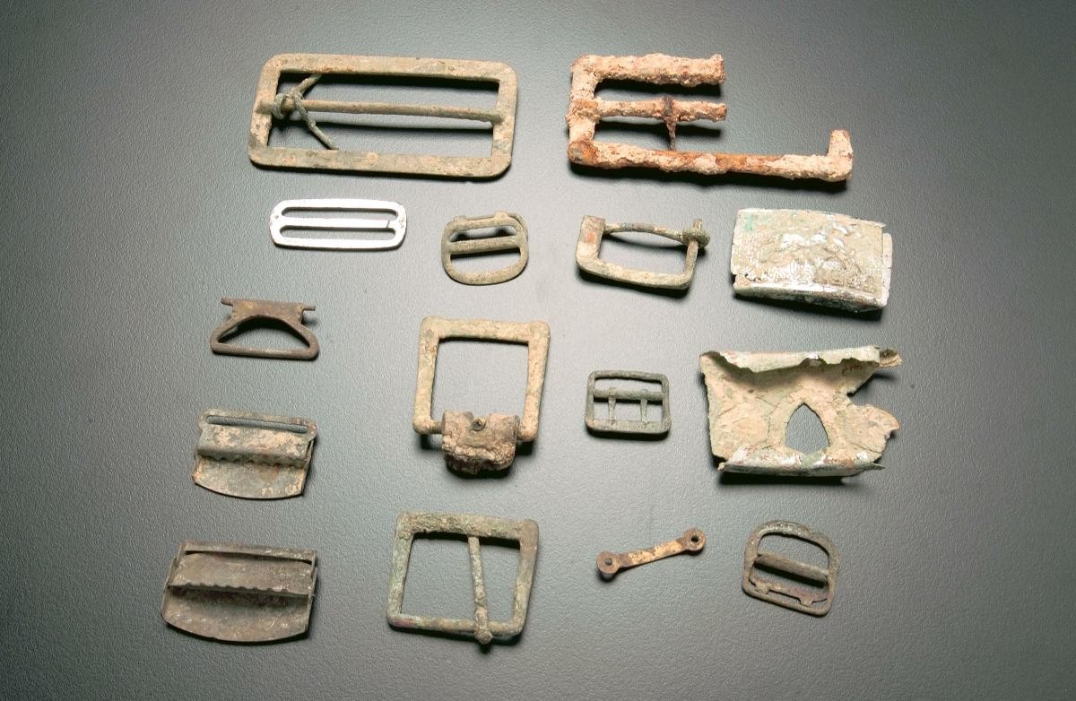 Belt buckles