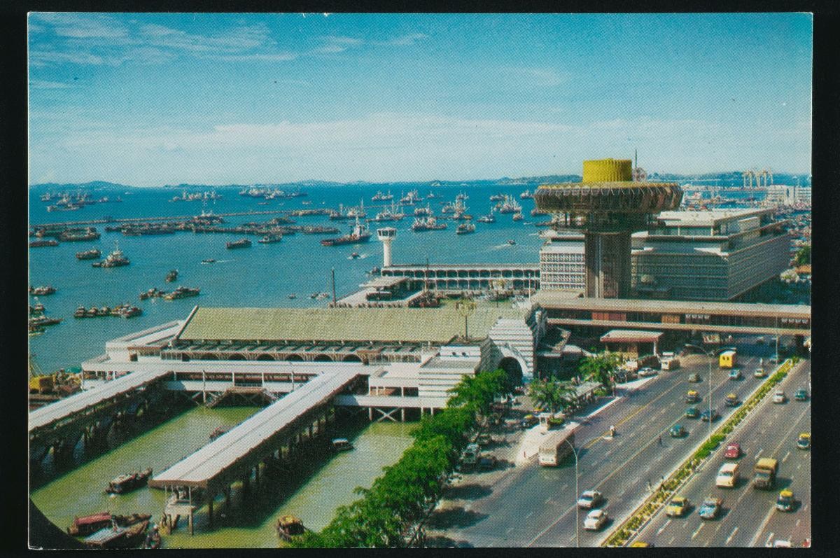 Clifford Pier and Change Alley