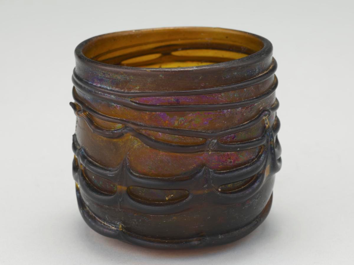 Beaker with trailed decoration