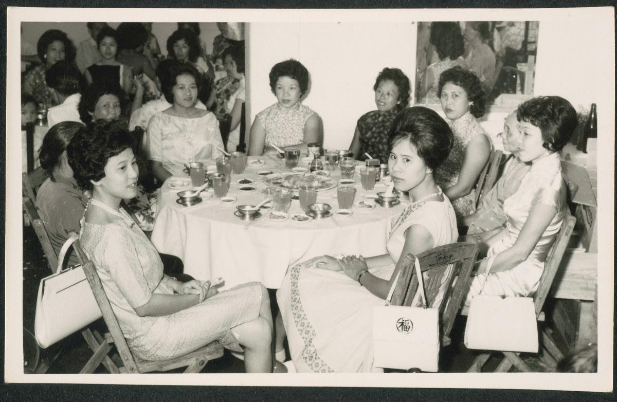 Guests at a Chinese wedding dinner