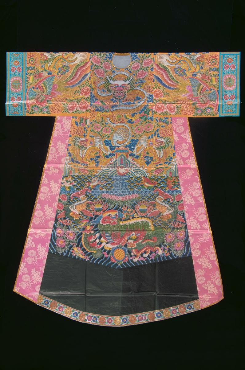 A paper robe
