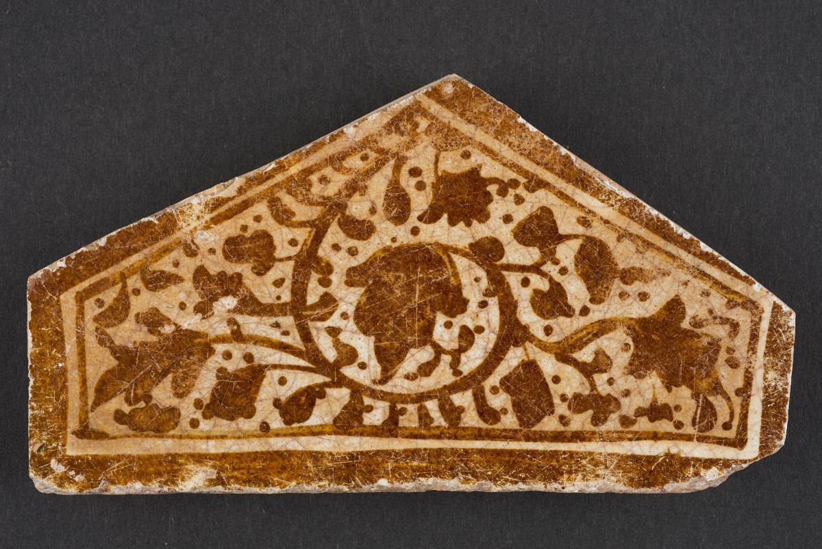 Lustre hexagonal tile