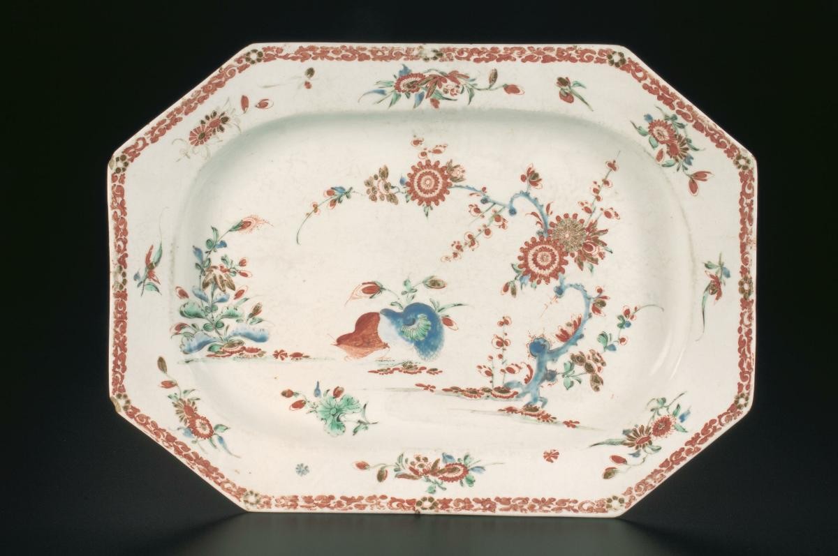 Meat dish with ‘quail’ pattern