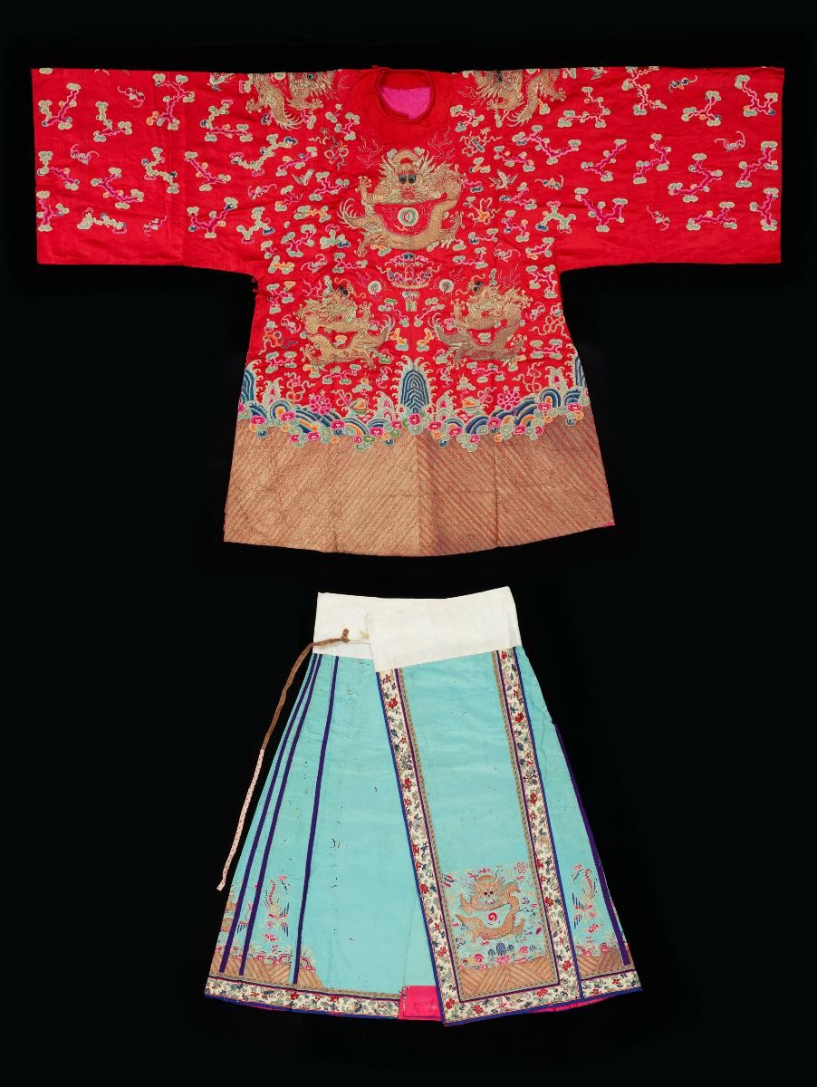 Wedding robe and skirt
