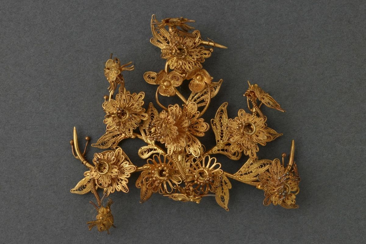 Small Floral Cluster