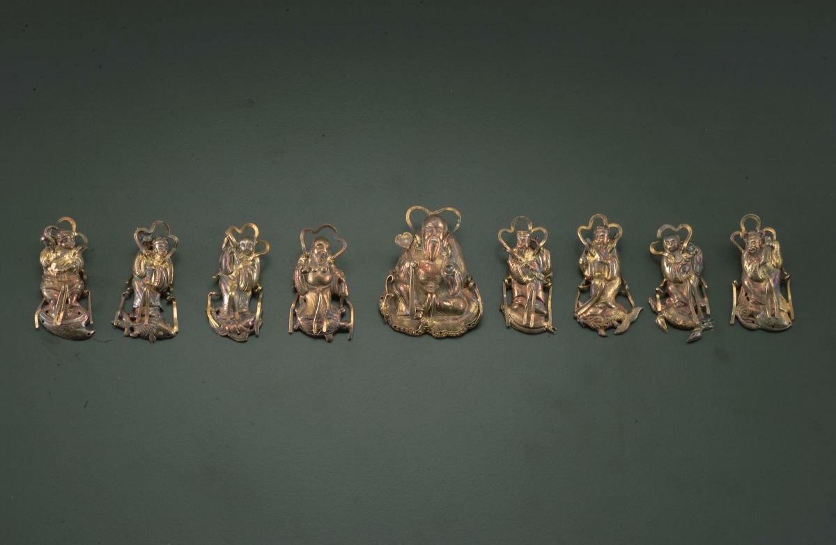 Giltsilver head ornaments
