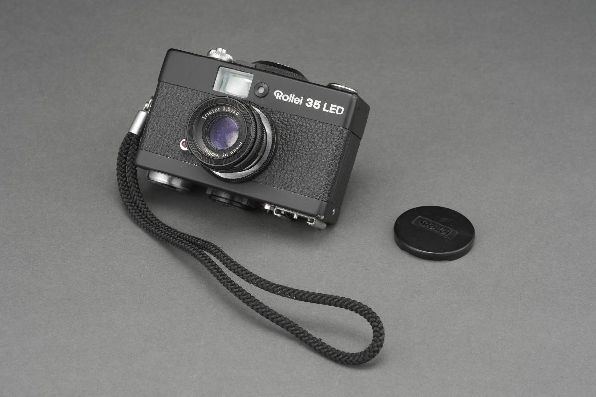 Rollei 35 LED camera