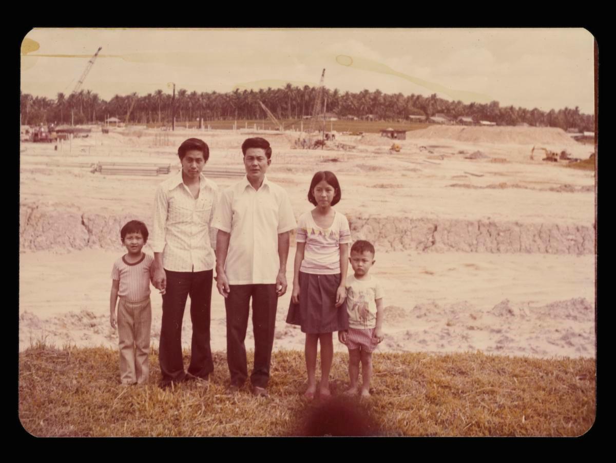 Photograph showing the site of a former kampong around Lorong Andong