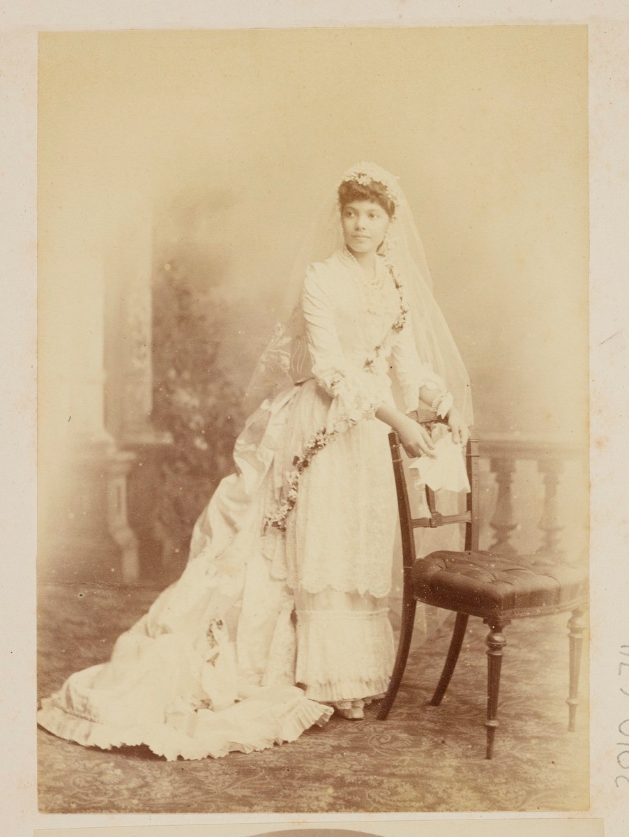 Portrait of European bride