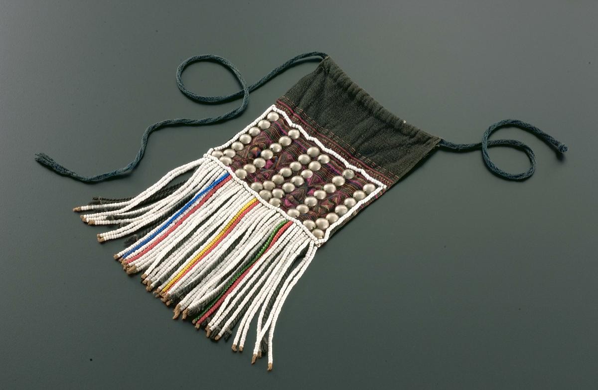 Skirt ornament