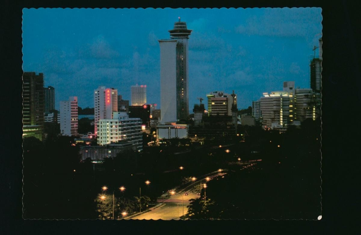 Night-time view of the Mandarin Hotel at Orchard Road