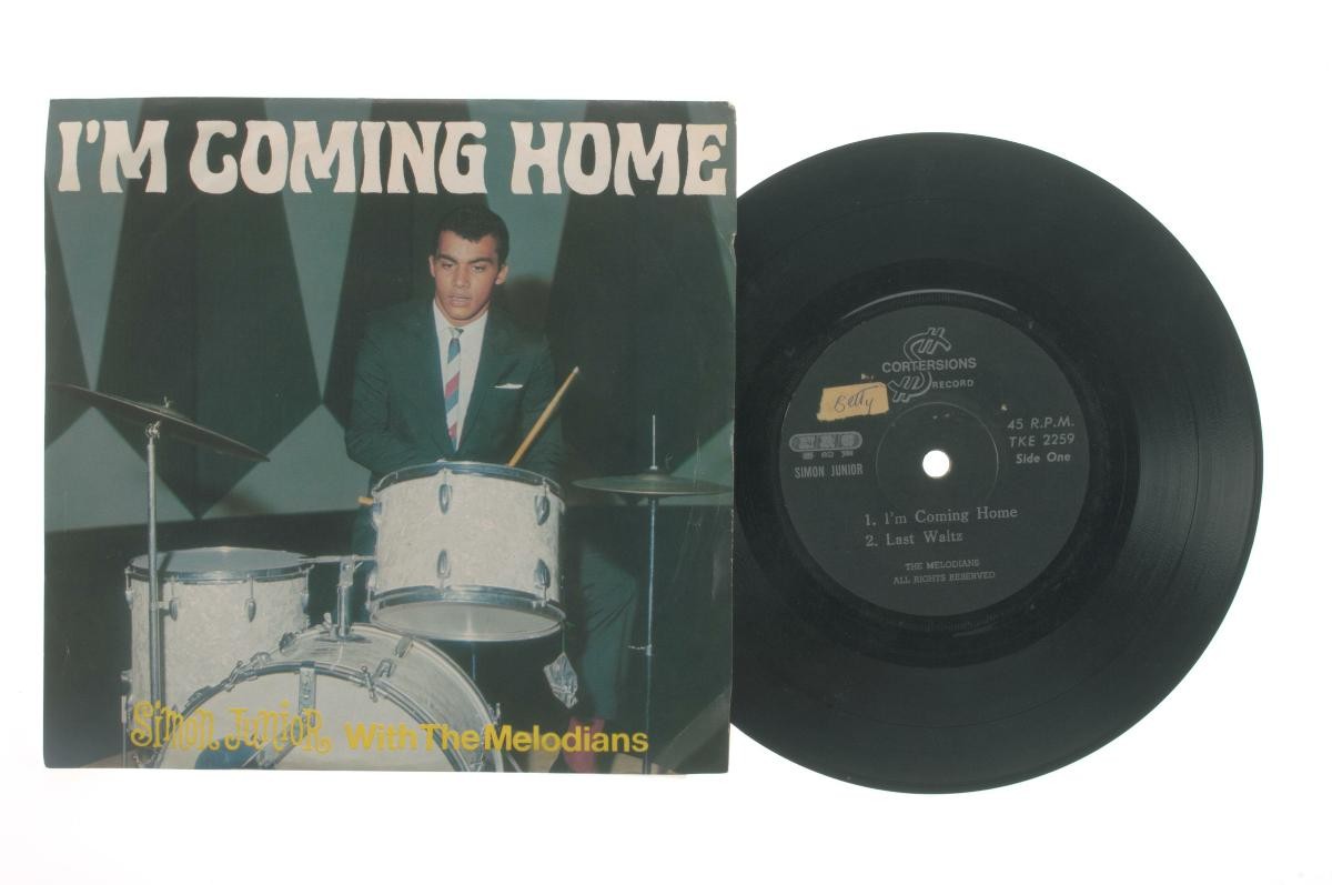 English vinyl record ‘I’m Coming Home’ by Simon Junior and live band The Melodians, TKE-2259