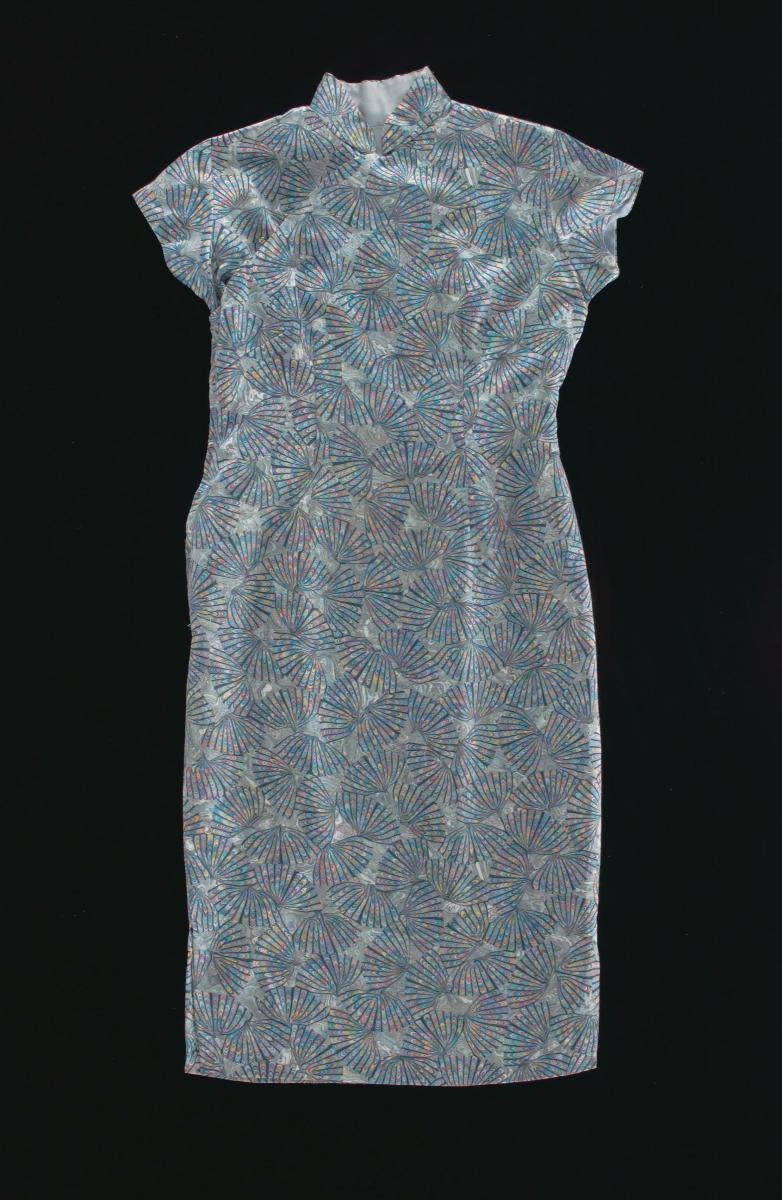 Grey cheongsam with motif of multicoloured fans