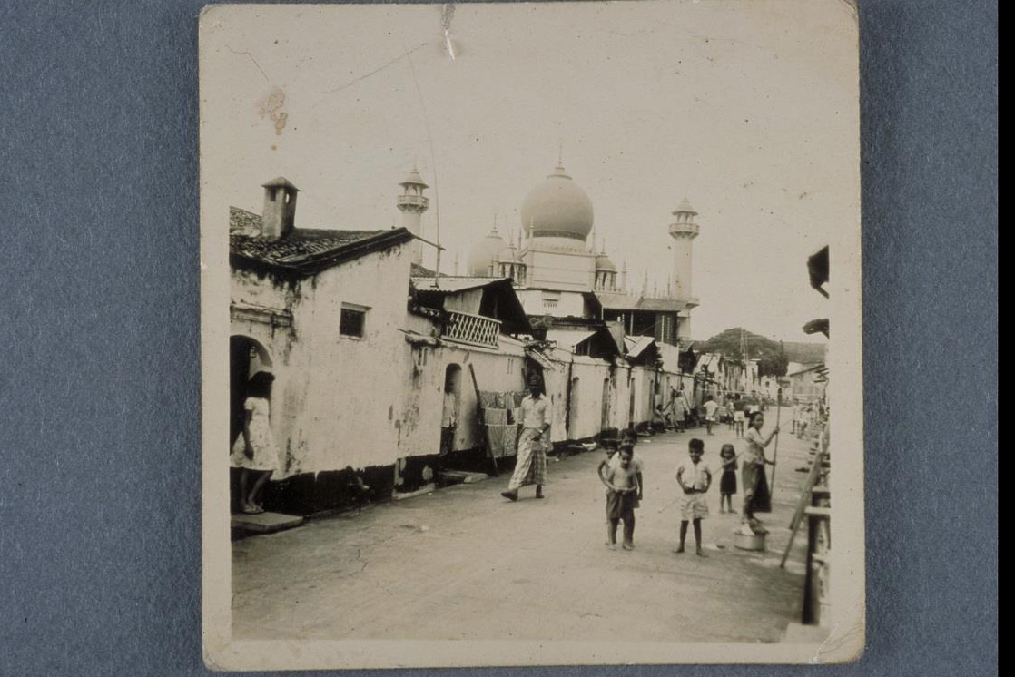 <a rel="noopener noreferrer" class="bold" href="/Collection-Landing/listing/1125229" target="_blank">Kampong Glam</a>