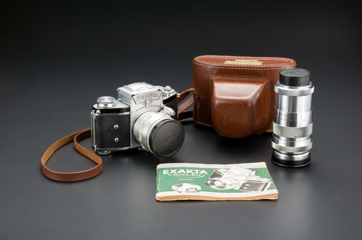 Exakta Varex IIA camera