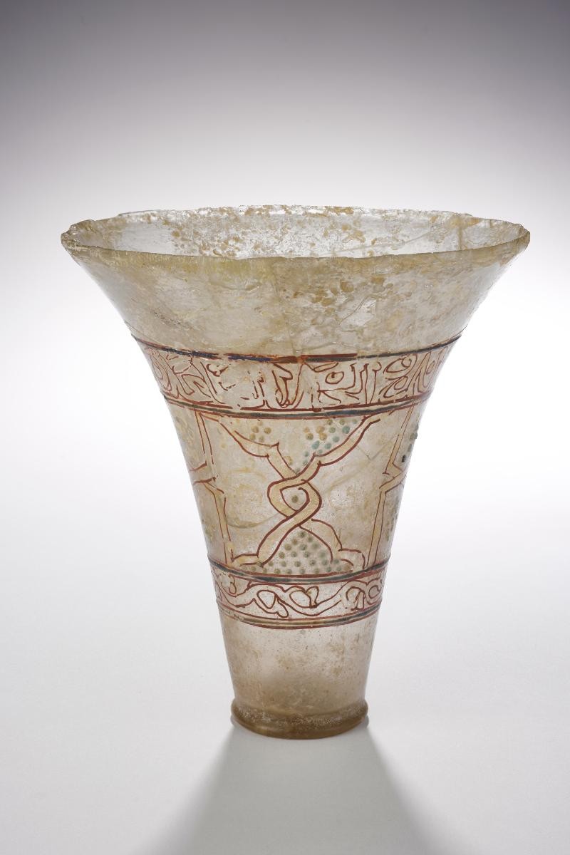 Beaker with inscription band