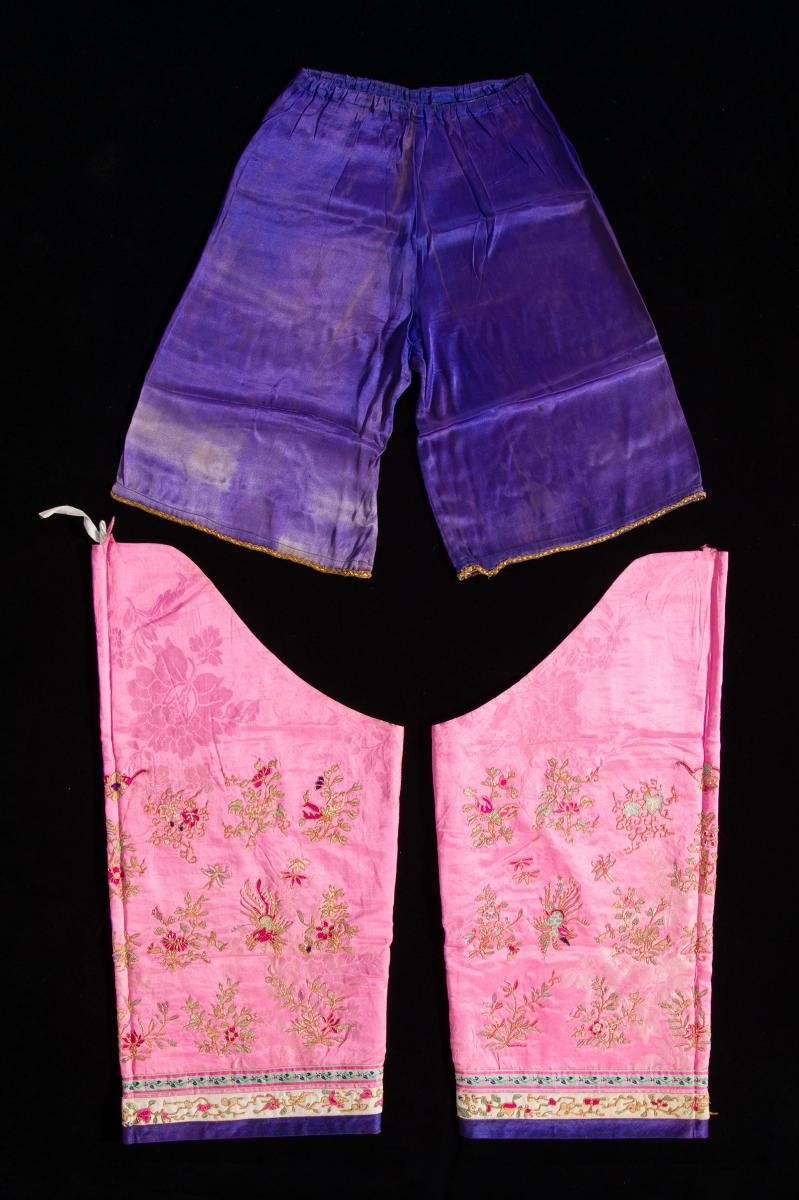 Embroidery trousers for a child