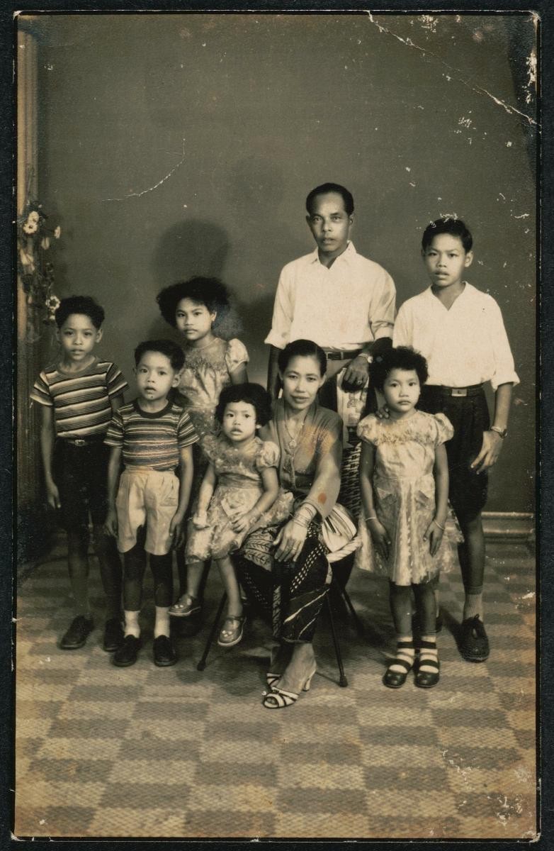 Portrait of a Malay family