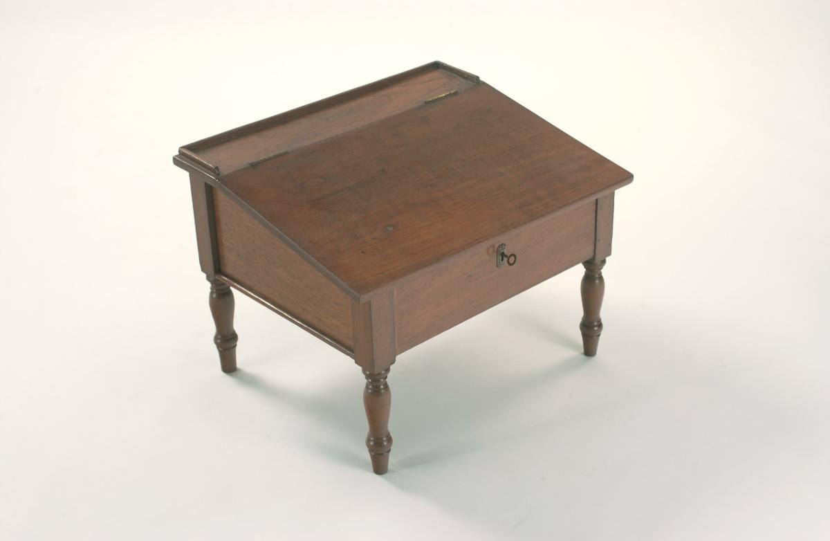 Chettiar ‘mejai peti’ (table box with slanted top)