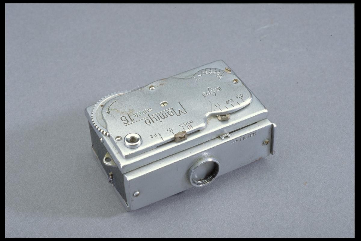 Mamiya Super 16 mm camera