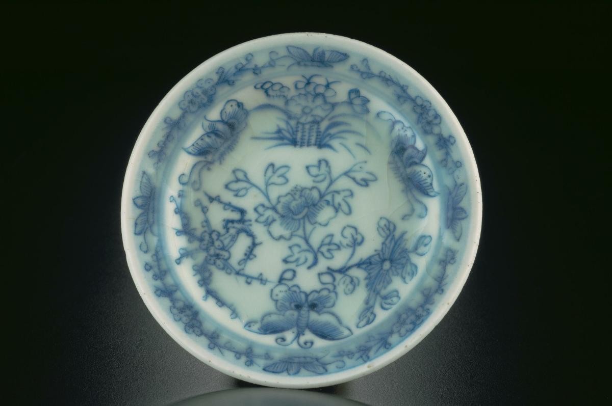 Altar dish