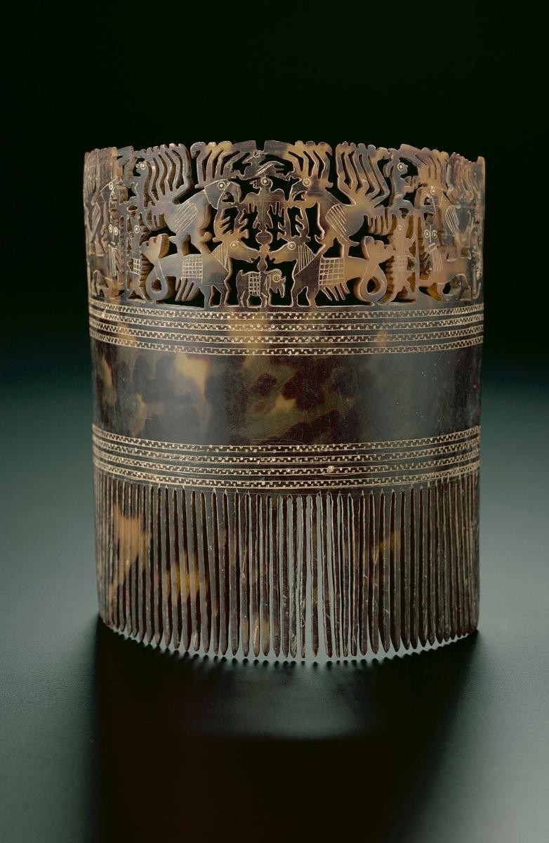 Comb