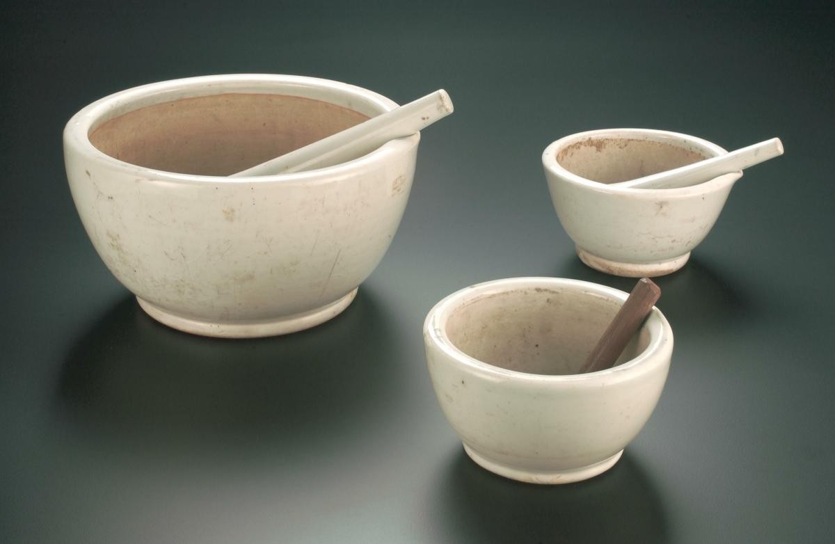 Mortars and pestles