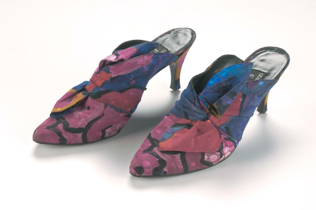 Stuart Weitzman floral slides