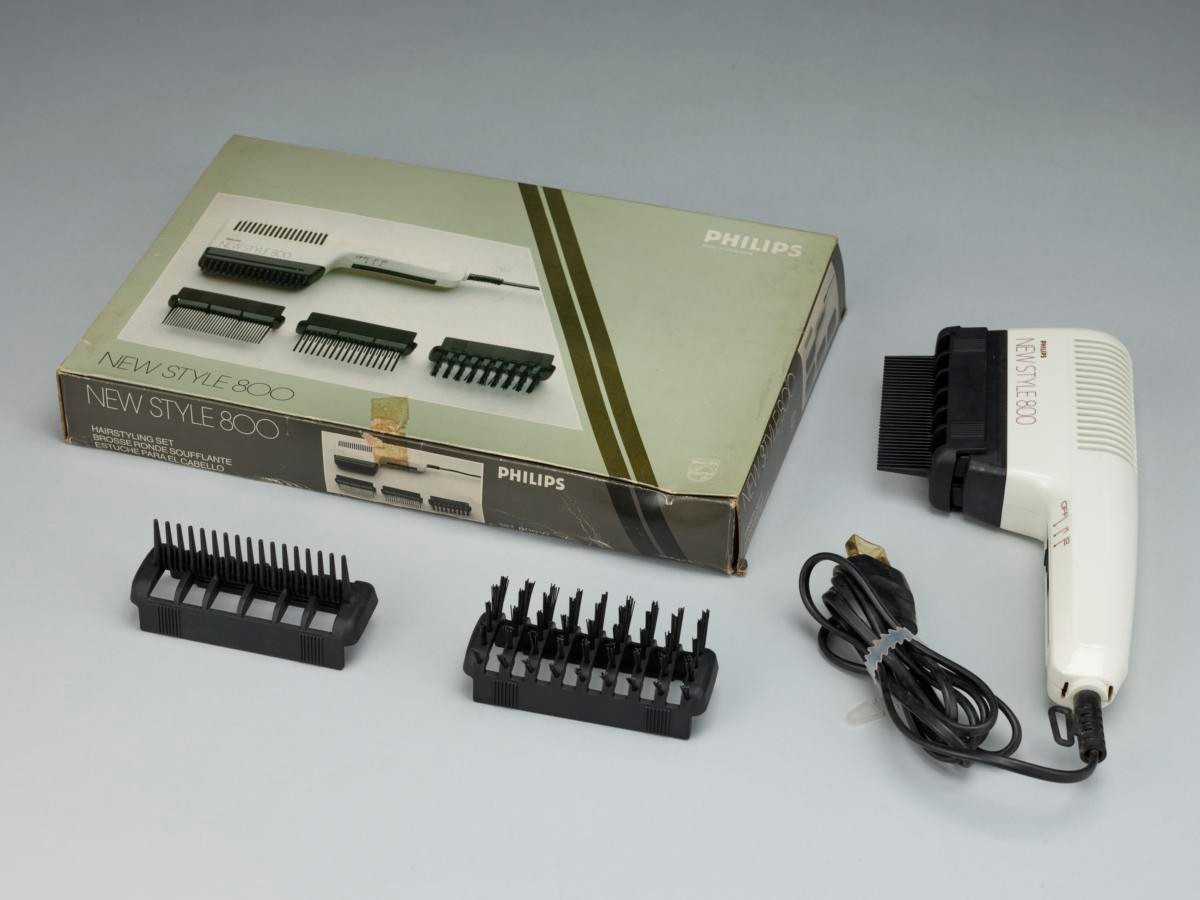 Phillips New Style 800 hair dryer set