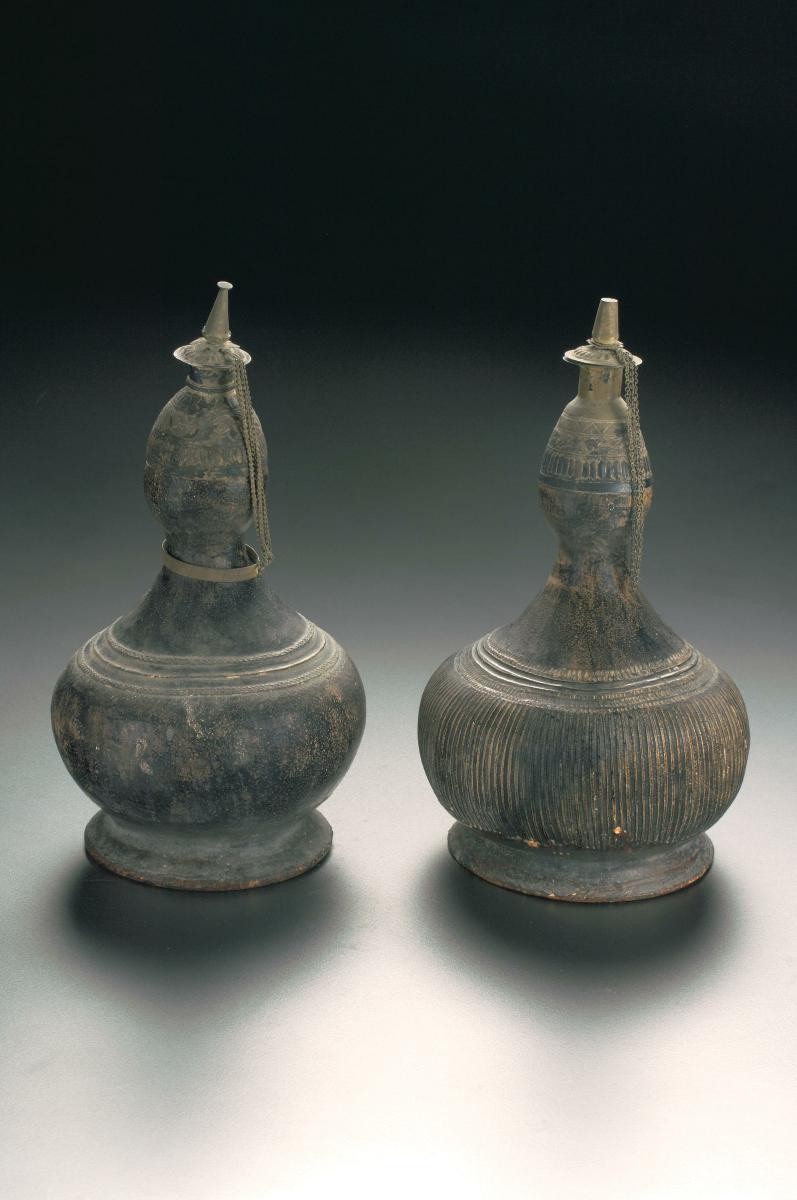 Water vessels