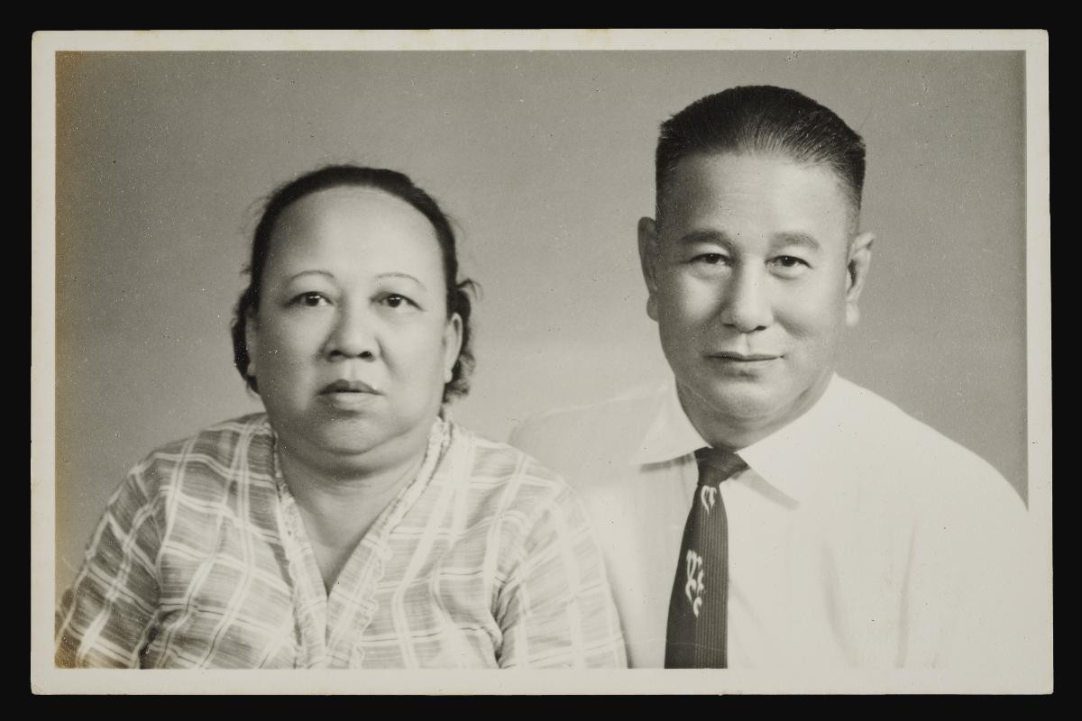 Photograph of Lim Chan Ngam (林赞岩) and his second wife, Mdm Teo (张碧月)