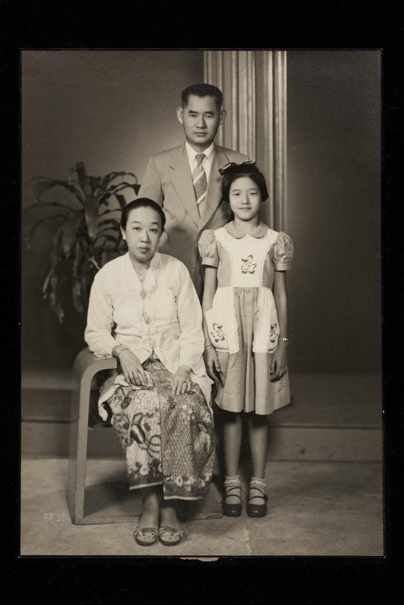 Studio photo of Lee Chuan Neo, Tan Chong Beng and Mona Tan