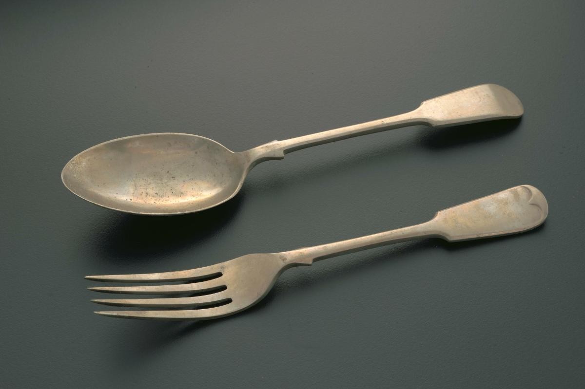 A pair of fork and spoon