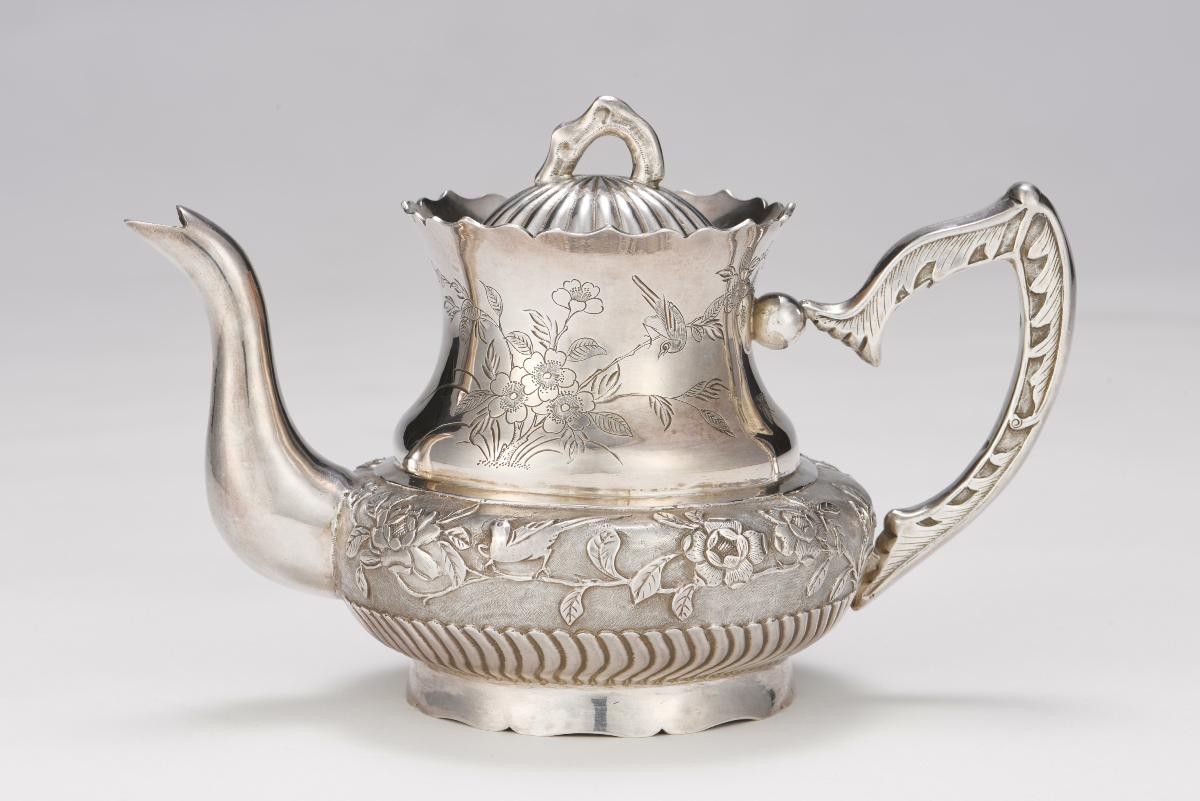 Coffee pot