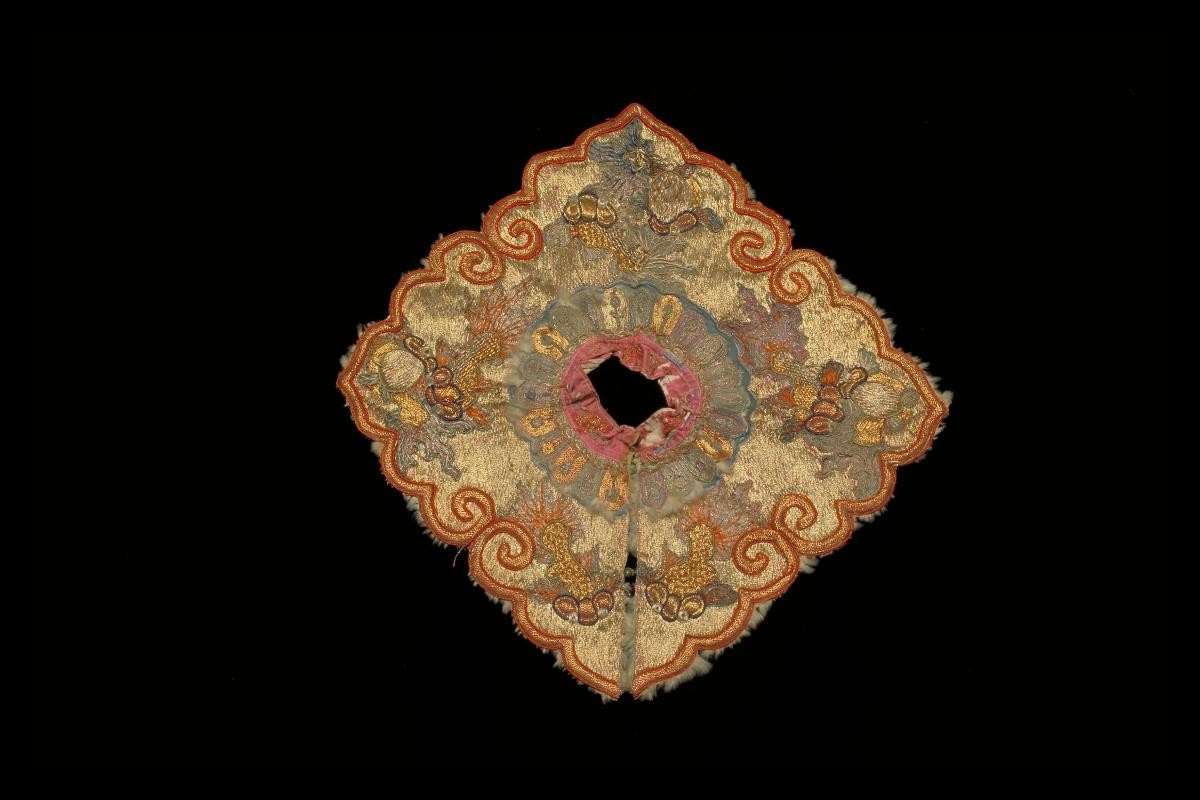 Straits Chinese wedding collar