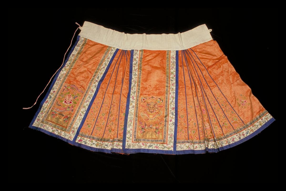 Straits Chinese wedding garment