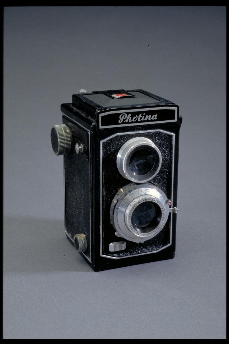 Photina twin lens reflex camera