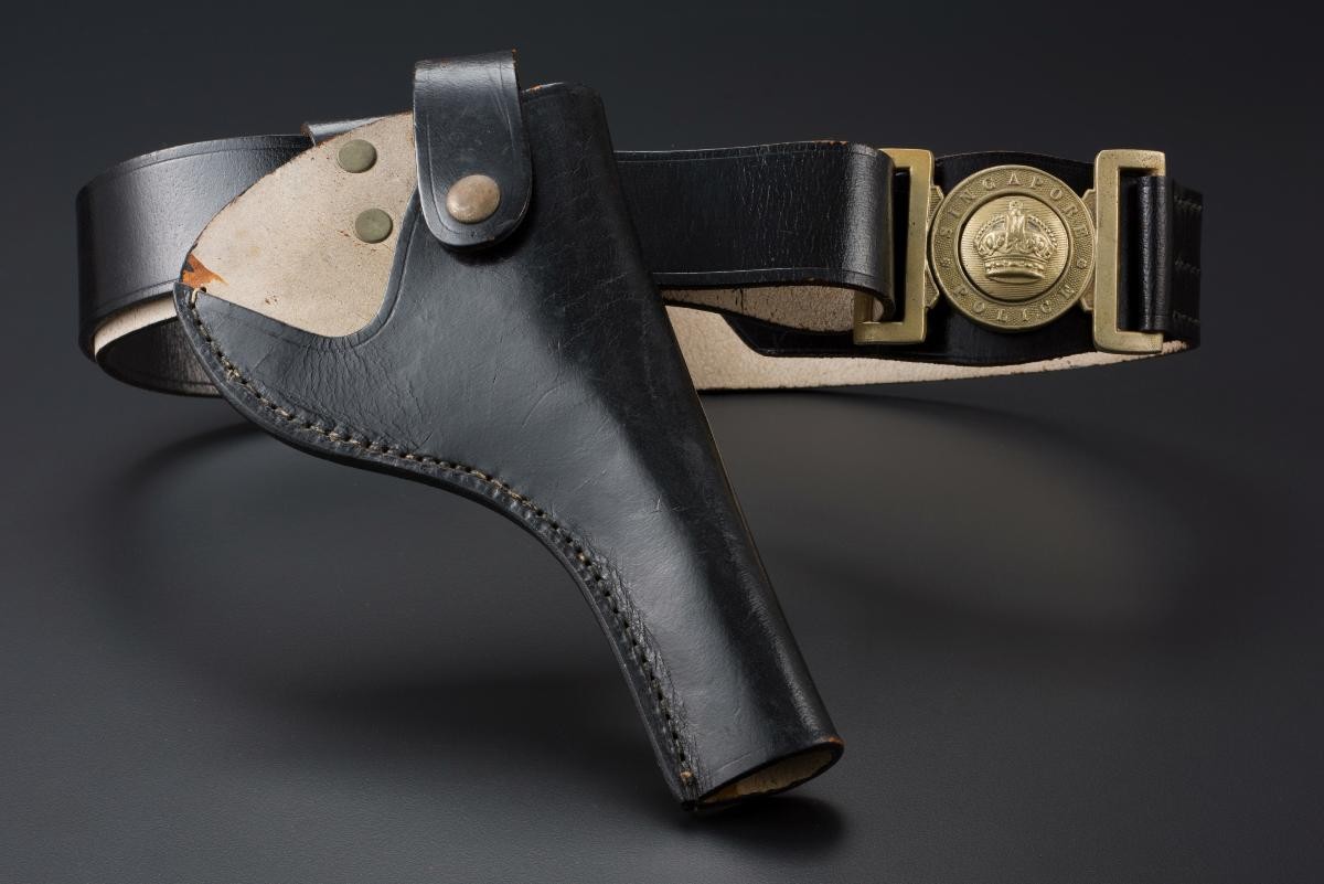 Police pistol holder