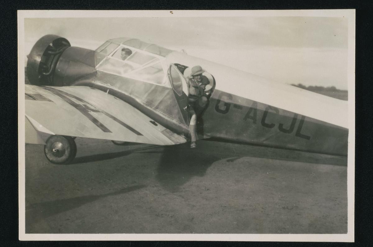 Aircraft G-ACJL