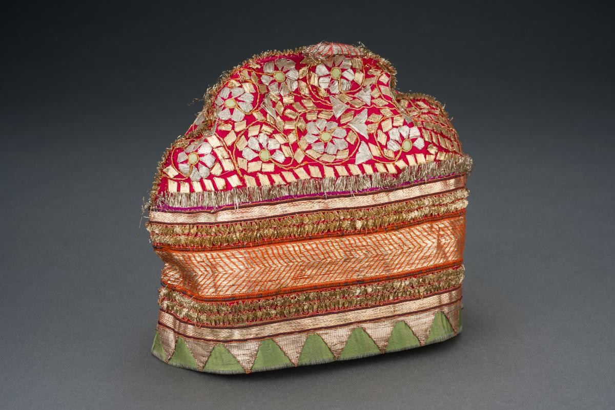 Royal cap