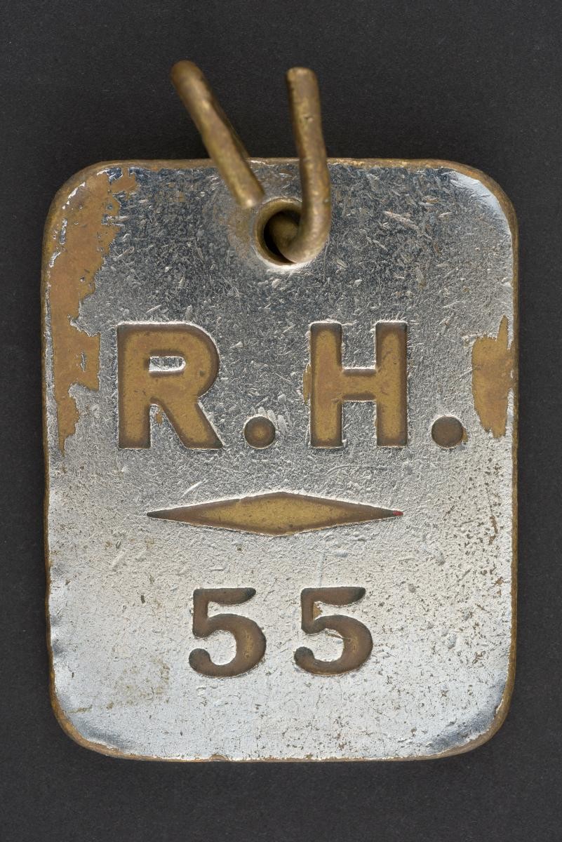 Raffles Hotel Key Chain