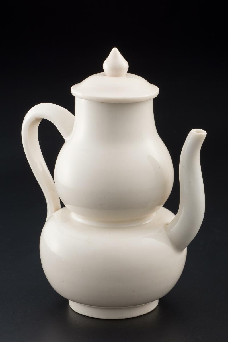 Double-gourd ewer