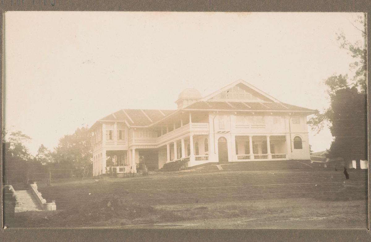 Draycott House