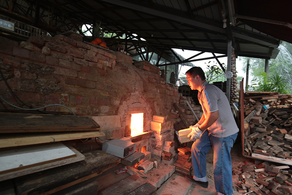 Dragon Kiln in Singapore