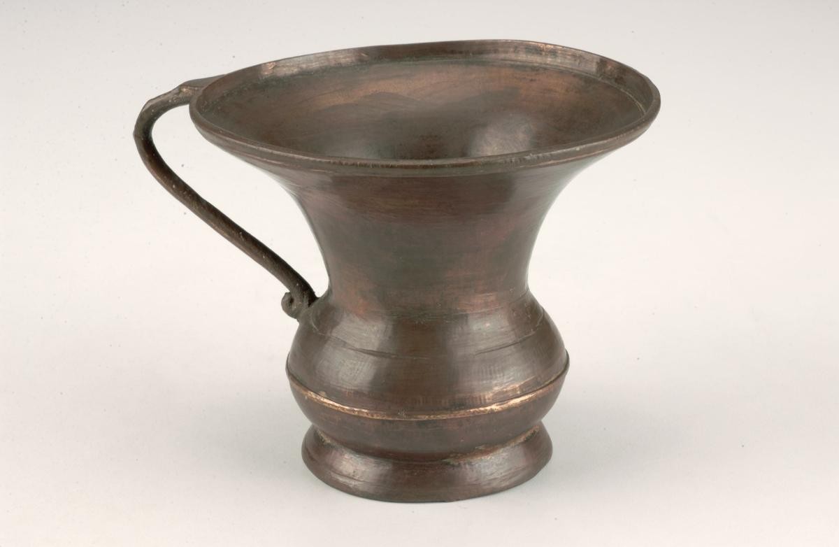 Spittoon