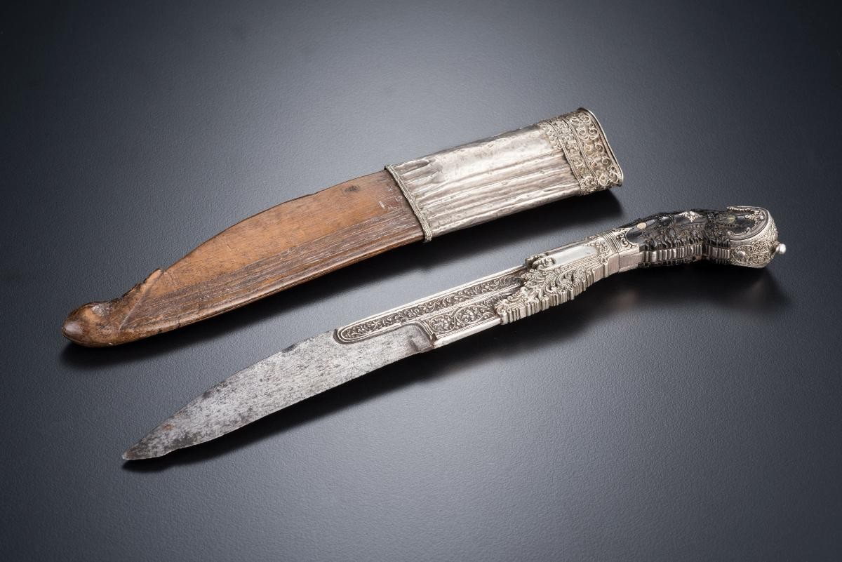 Dagger and scabbard