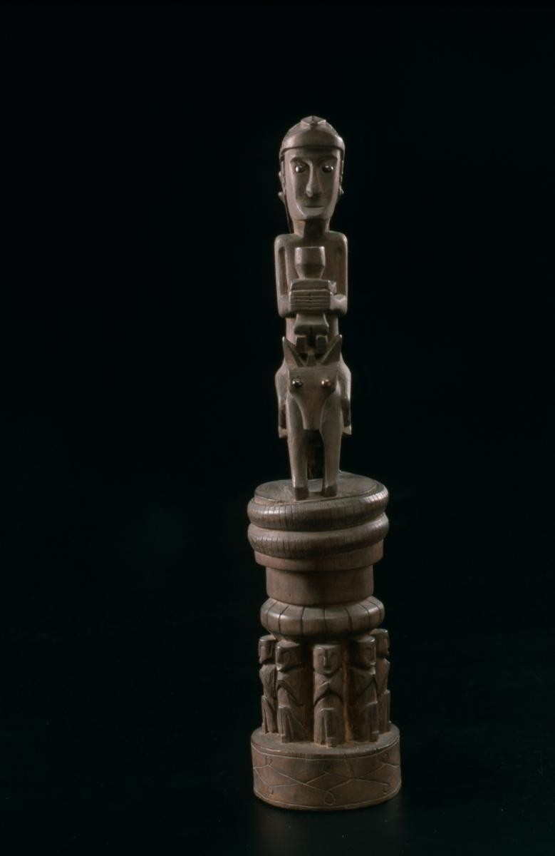 Stopper with base