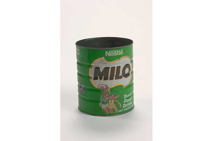 <strong><a href="https://www.roots.gov.sg/Collection-Landing/listing/1053087">Milo tin</a></strong><br>
2003-00236-020<br>
1960s<br>
Collection of National Museum of Singapore, National Heritage Board