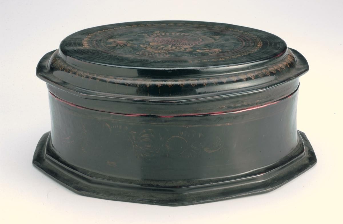 Covered box